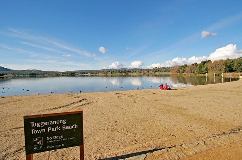 Tuggeranong Town Park Beach, Australia